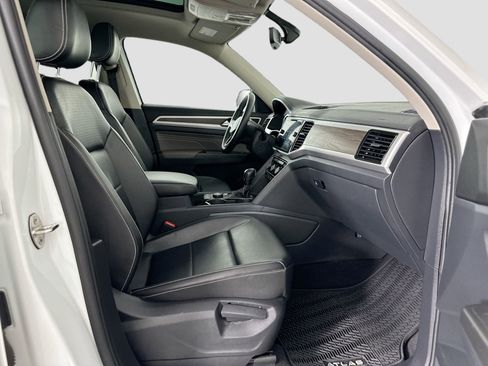 Certified 2022 Volkswagen Atlas SE image 23