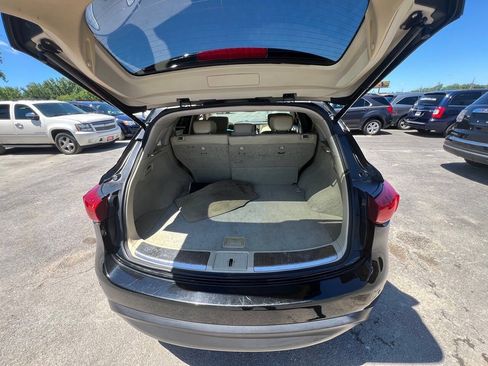 Used 2013 INFINITI FX37 AWD w/ Premium Pkg image 20