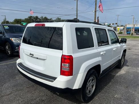 Used 2017 Jeep Patriot Sport w/ Power Value Group FWD image 5