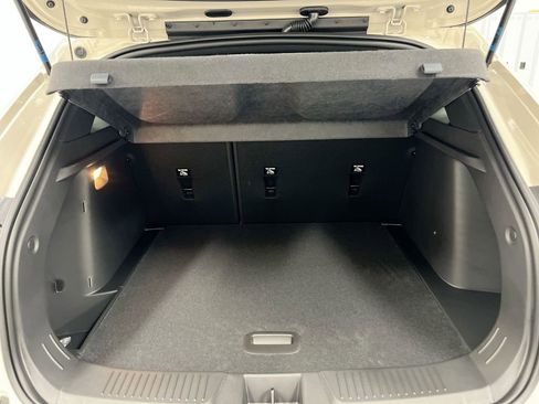 New 2026 Chevrolet Trax RS w/ Sunroof Package image 24