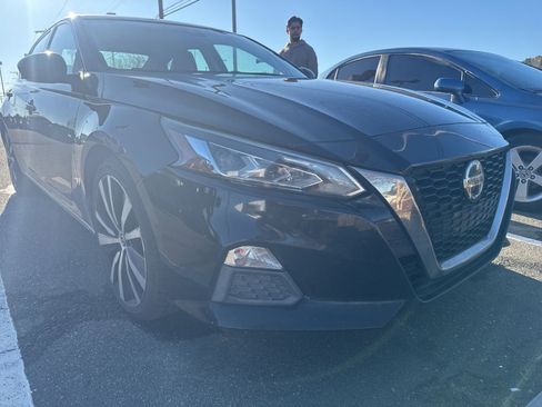 Used 2020 Nissan Altima 2.5 SR image 8