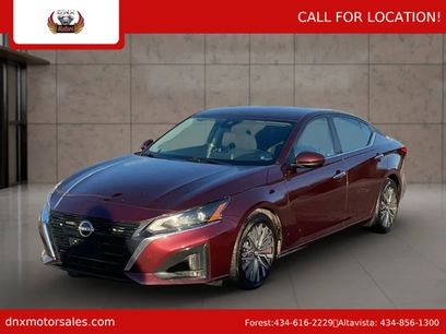 Used 2023 Nissan Altima 2.5 SV