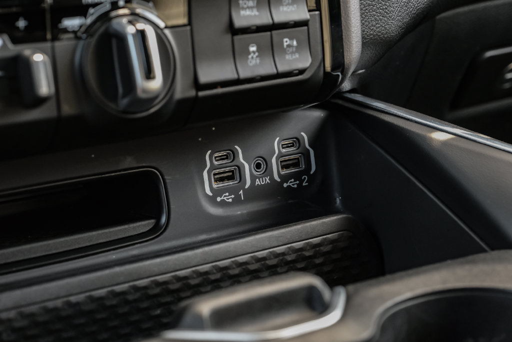 Used 2023 RAM 1500 Big Horn AWD/4WD image 35