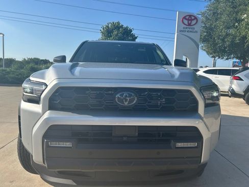 Certified 2025 Toyota 4Runner TRD Off-Road Premium w/ Tow Technology Package AWD/4WD image 2