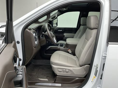 Used 2023 GMC Sierra 2500 SLT AWD/4WD image 3
