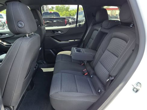 Used 2026 Chevrolet Equinox LT AWD/4WD image 14