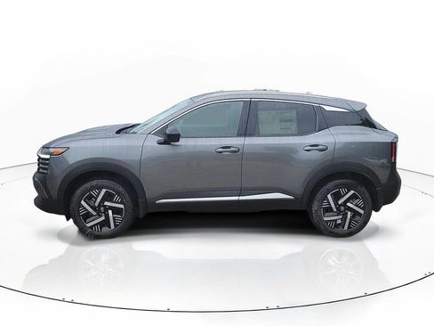 New 2026 Nissan Kicks SV AWD/4WD image 4