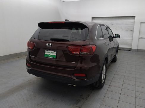 Used 2019 Kia Sorento LX image 9