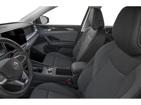 New 2026 Volkswagen Tiguan SE image 8