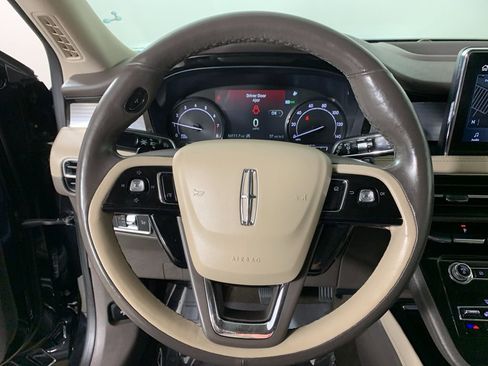 Used 2022 Lincoln Corsair AWD w/ Premium Package image 21