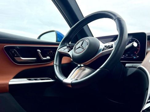 Certified 2023 Mercedes-Benz GLC 300 4MATIC image 22