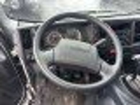 Used 2023 Chevrolet Low Cab Forward 5500XD image 9