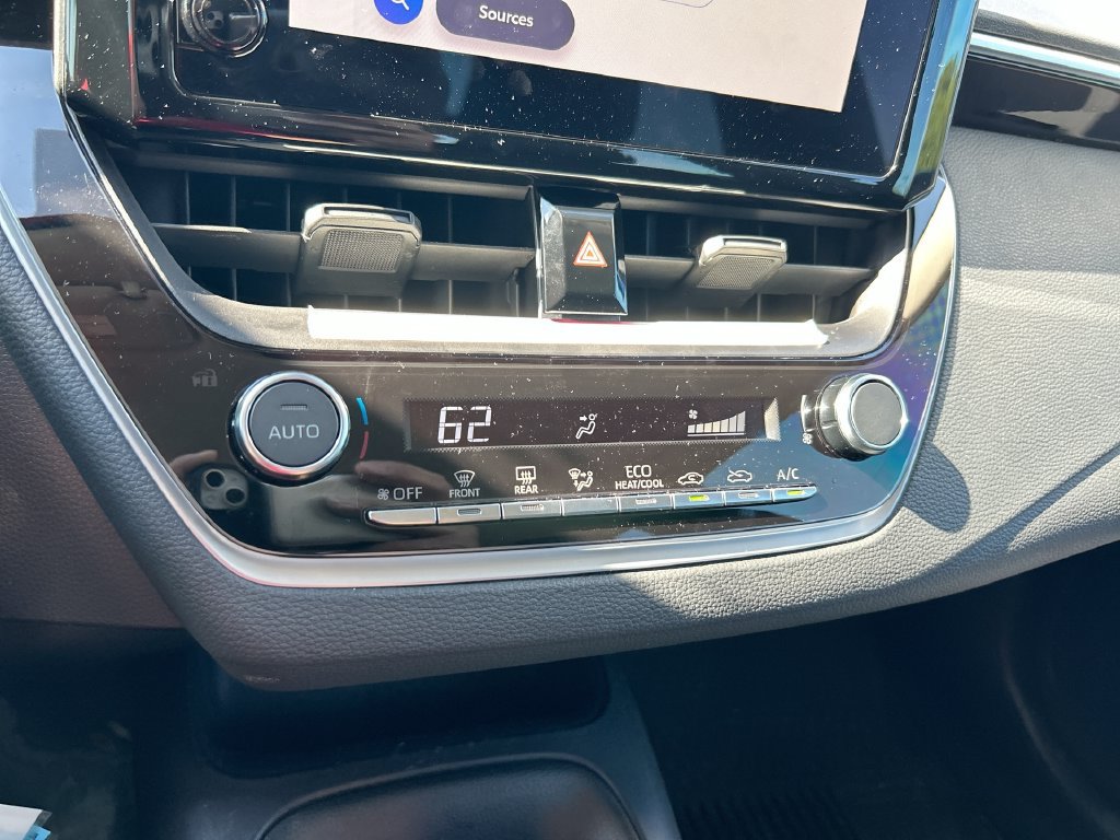 Certified 2024 Toyota Corolla LE FWD image 24