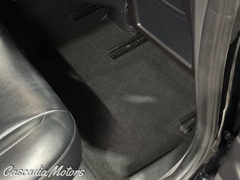 Used 2018 Tesla Model 3 Long Range image 21