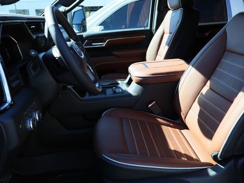 New 2026 GMC Sierra 3500 Denali Ultimate image 11