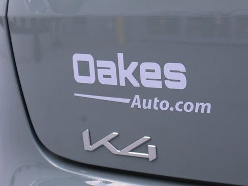 New 2025 Kia K4 LXS image 18