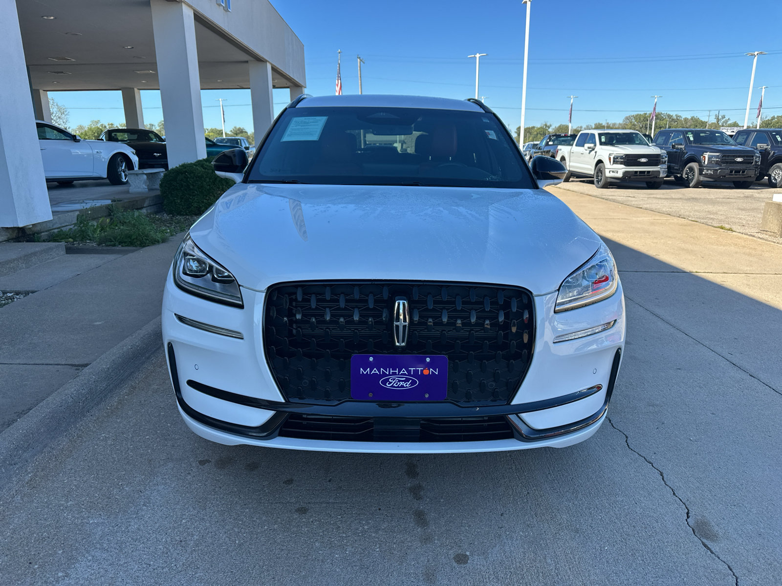 Used 2024 Lincoln Corsair Reserve w/ Equipment Group 201A AWD/4WD image 13
