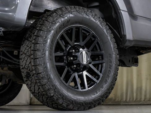 Used 2021 Ford F250 Lariat image 54