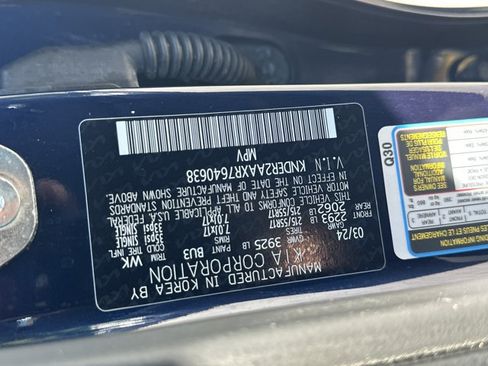 Certified 2024 Kia Seltos EX FWD image 38
