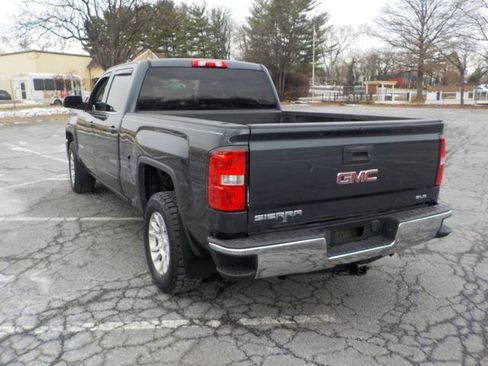 Used 2018 GMC Sierra 1500 SLE image 10