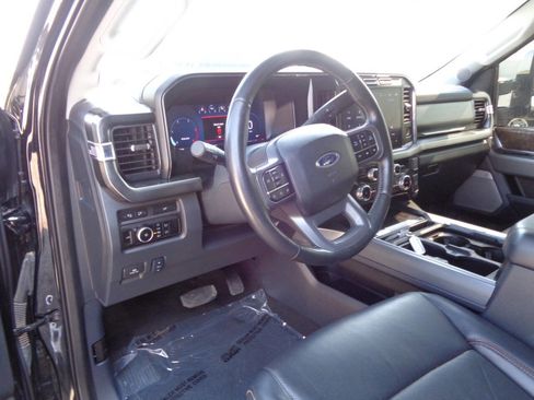 Used 2024 Ford F250 Lariat w/ Chrome Package image 22