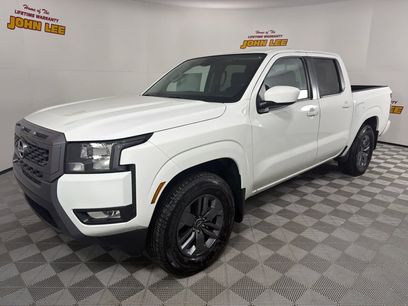 New 2025 Nissan Frontier SV w/ SV Convenience Package