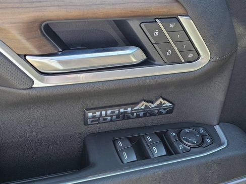 New 2026 Chevrolet Silverado 1500 High Country w/ Midnight Edition AWD/4WD image 23