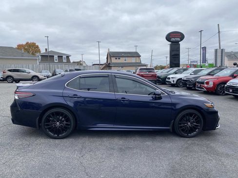 Used 2021 Toyota Camry XSE image 7