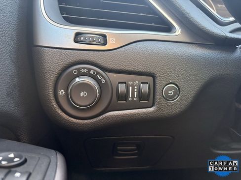 Used 2022 Jeep Cherokee Latitude Lux image 13