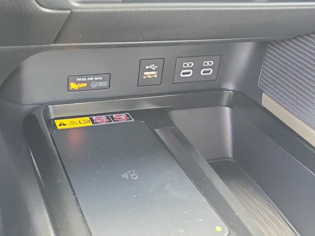Used 2026 Toyota Camry SE w/ Convenience Package FWD image 17