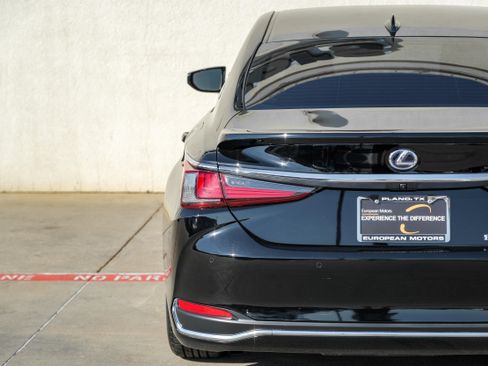 Used 2020 Lexus ES 300h 300h image 45