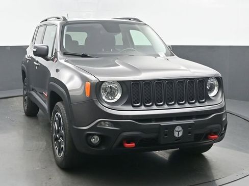 Used 2016 Jeep Renegade Trailhawk image 8
