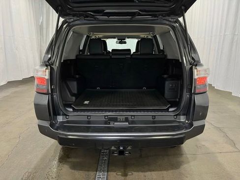 Used 2019 Toyota 4Runner TRD Off-Road Premium w/ Wilderness Package AWD/4WD image 12
