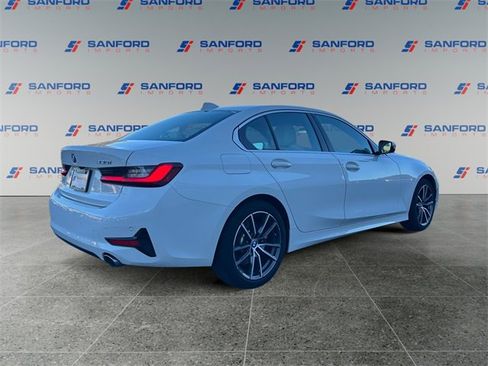 Used 2022 BMW 330i xDrive Sedan w/ Driving Assistance Package image 5