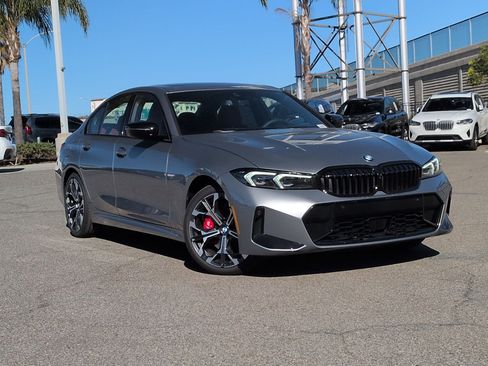 New 2026 BMW 330i Sedan w/ M Sport Package image 2