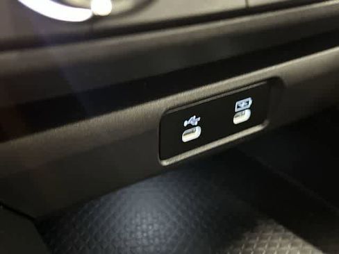 Used 2025 Honda Accord SE image 24