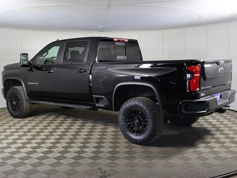 Used 2026 Chevrolet Silverado 2500 ZR2 w/ Snow Plow Prep/Camper Package AWD/4WD image 13