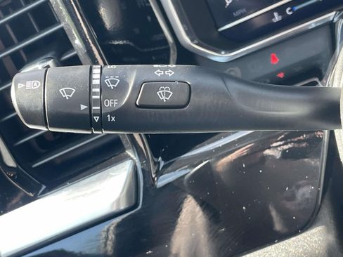 Used 2022 Chevrolet Silverado 1500 LT image 29