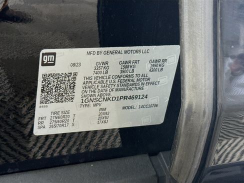 Used 2023 Chevrolet Tahoe LT w/ Luxury Package RWD image 40