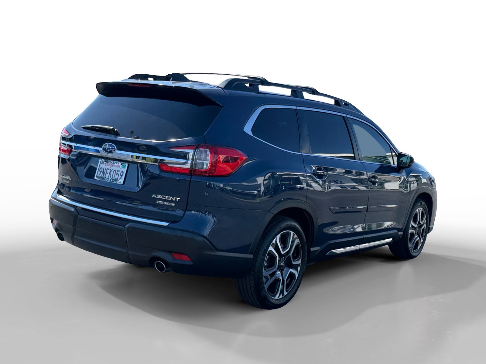 Used 2024 Subaru Ascent Limited w/ Technology Package AWD/4WD image 5