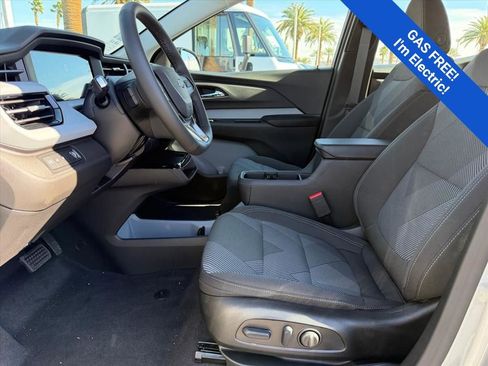 New 2027 Chevrolet Bolt LT w/ Comfort Package image 5