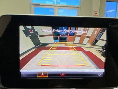 Used 2018 Mercedes-Benz C 350e Sedan w/ Premium Package image 31