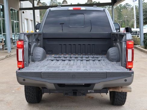 Used 2022 Ford F250 Lariat w/ Lariat Ultimate Package image 5