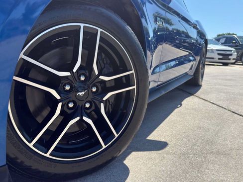 Used 2018 Ford Mustang GT RWD image 6