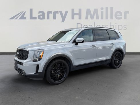 Used 2022 Kia Telluride SX w/ SX Prestige Package AWD/4WD image 1