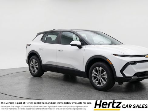 Used 2025 Chevrolet Equinox LT image 1