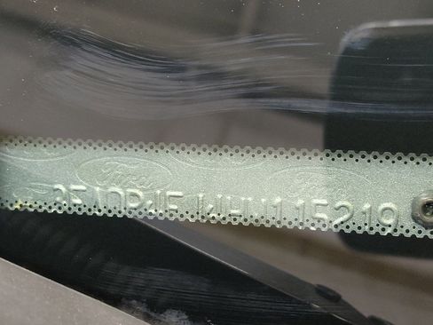 Used 2017 Ford Fiesta SE image 33