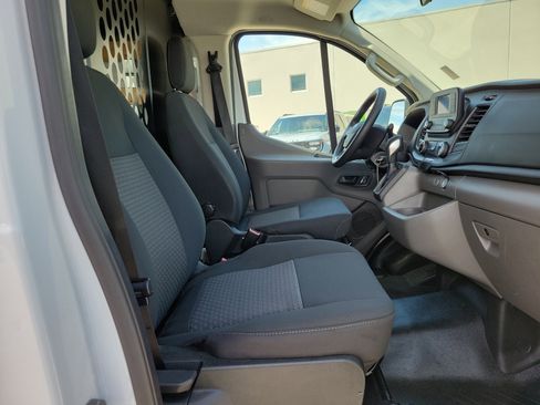 Used 2025 Ford Transit 250 Low Roof w/ Exterior Upgrade Package RWD image 16