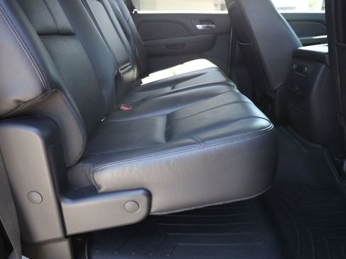 Used 2008 Chevrolet Silverado 2500 LTZ w/ Safety Package AWD/4WD image 18
