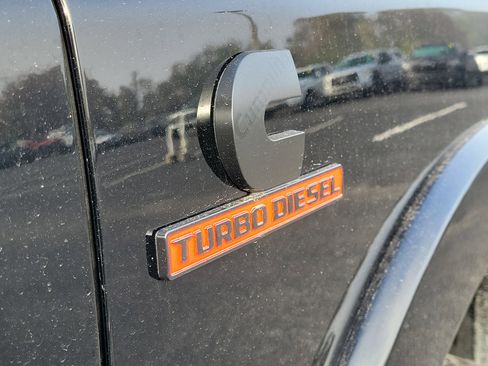 Used 2019 RAM 2500 Laramie image 10